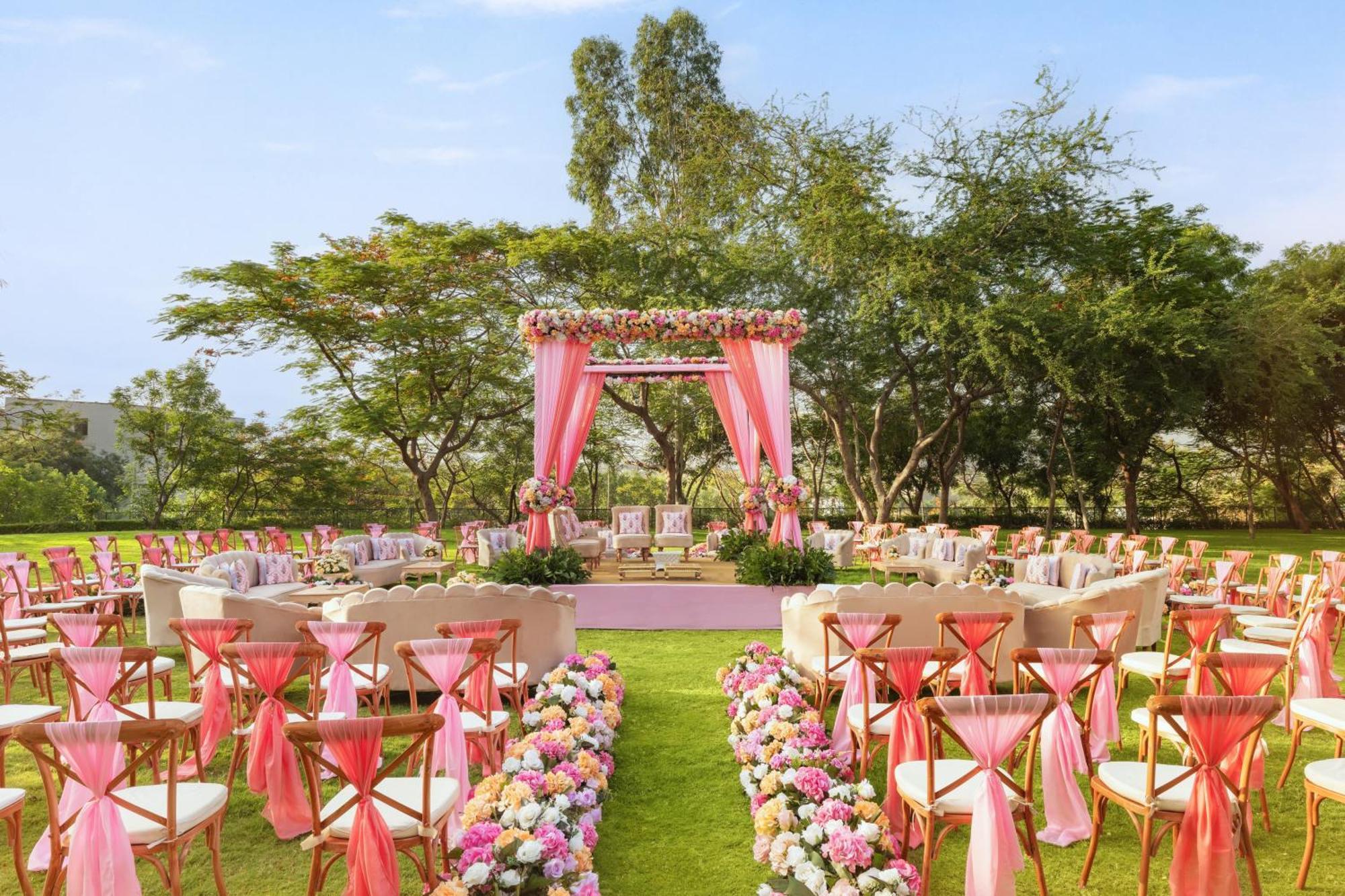 Essentia Luxury Resort & Spa אודייפור מראה חיצוני תמונה